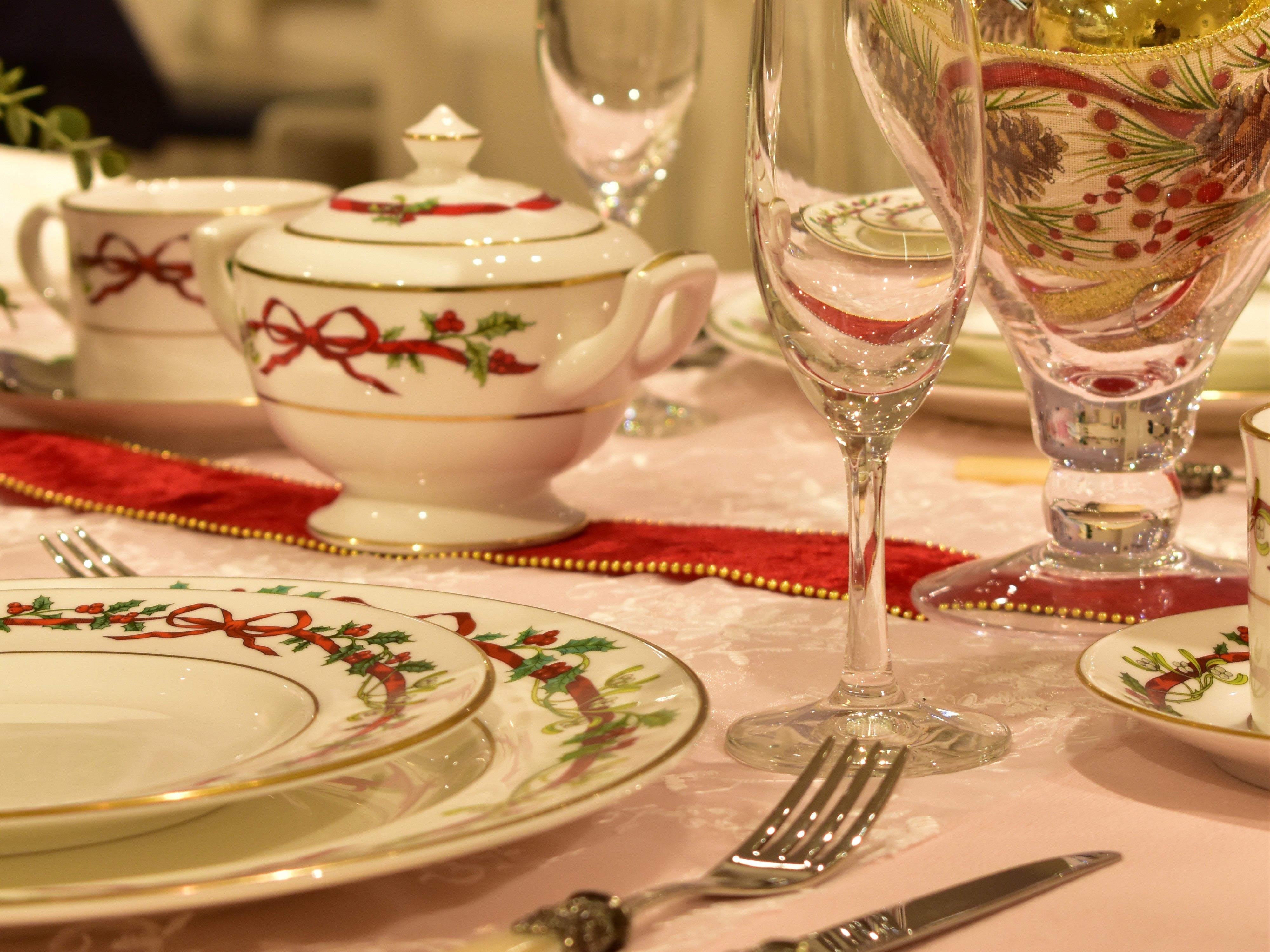 【未使用美品】ロイヤルウースター★ラヴィニア★手付きプレート 未使用美品】ロイヤルウースター☆ラヴィニア☆手付きプレート 未使用